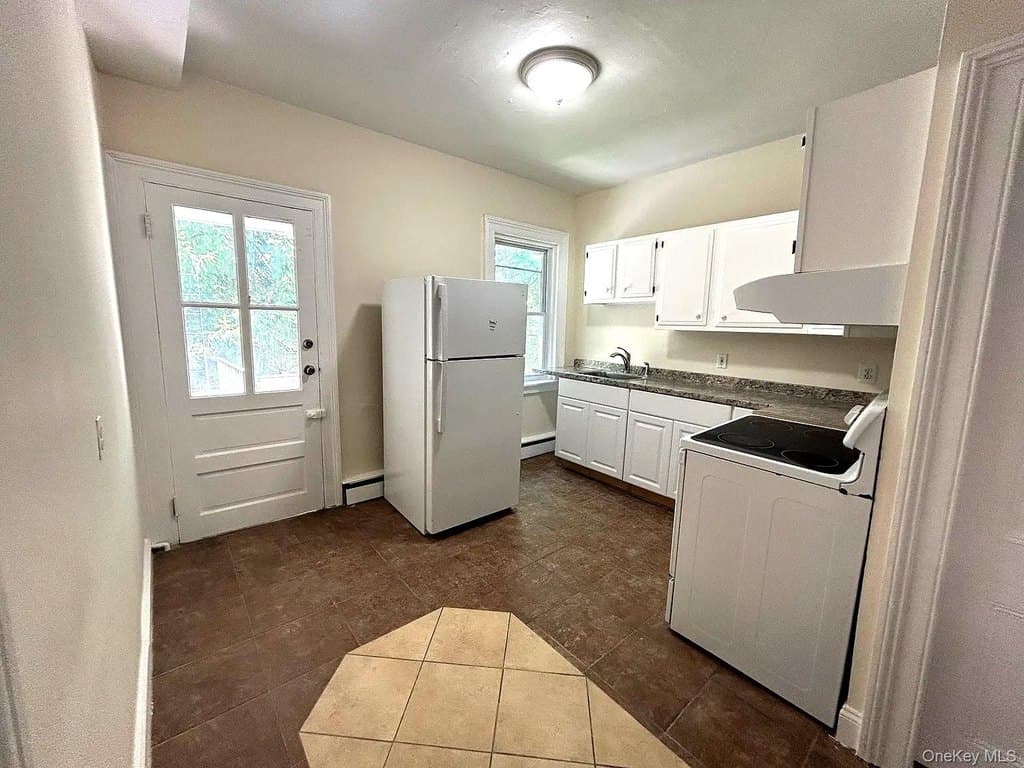 9 Grand St Apt 2