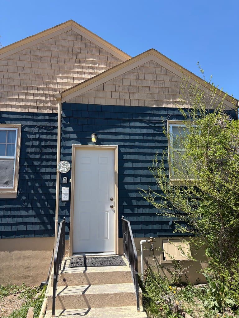 1520 E 17th St Unit B