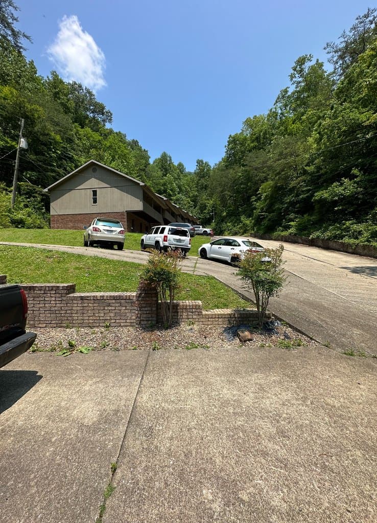 131 Lancelot Ct Apt 17