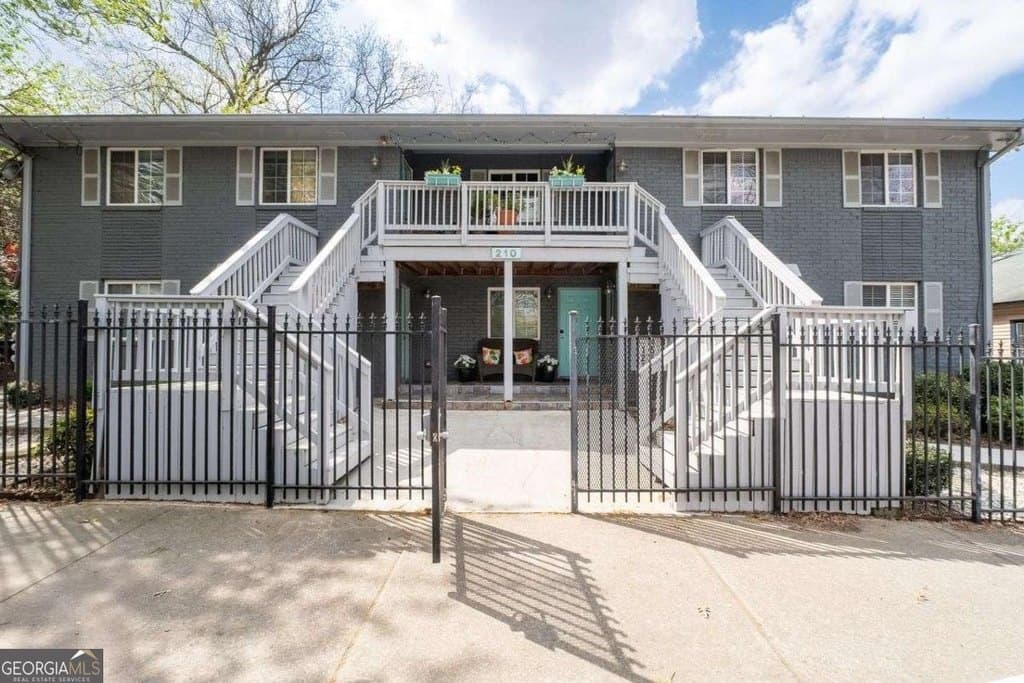 210 Sampson St NE Apt 5