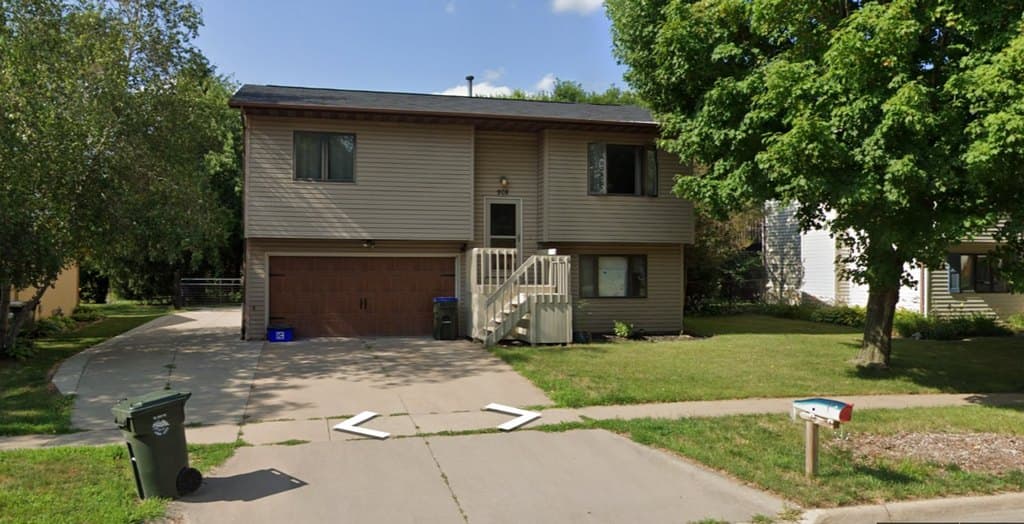 908 Sandusky Dr