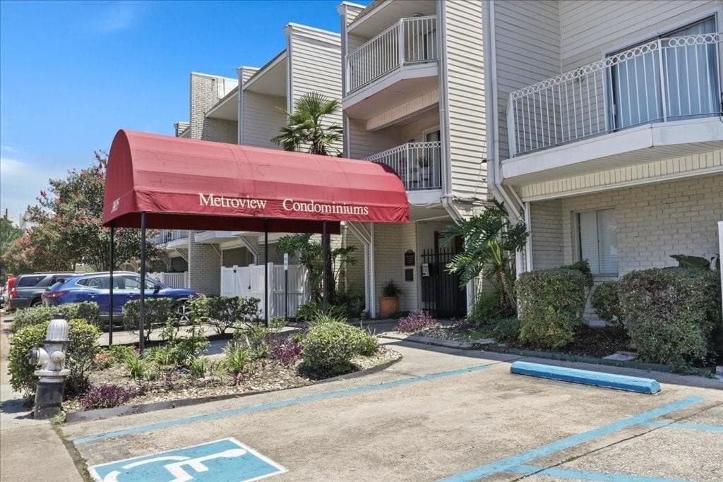 3805 Houma Blvd Unit A223