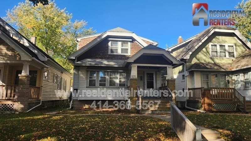5435 N 40th St Unit Lower