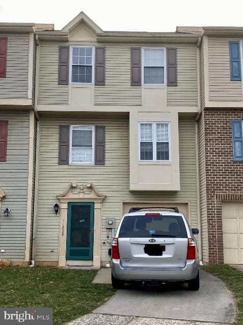 11232 Cristins Cir