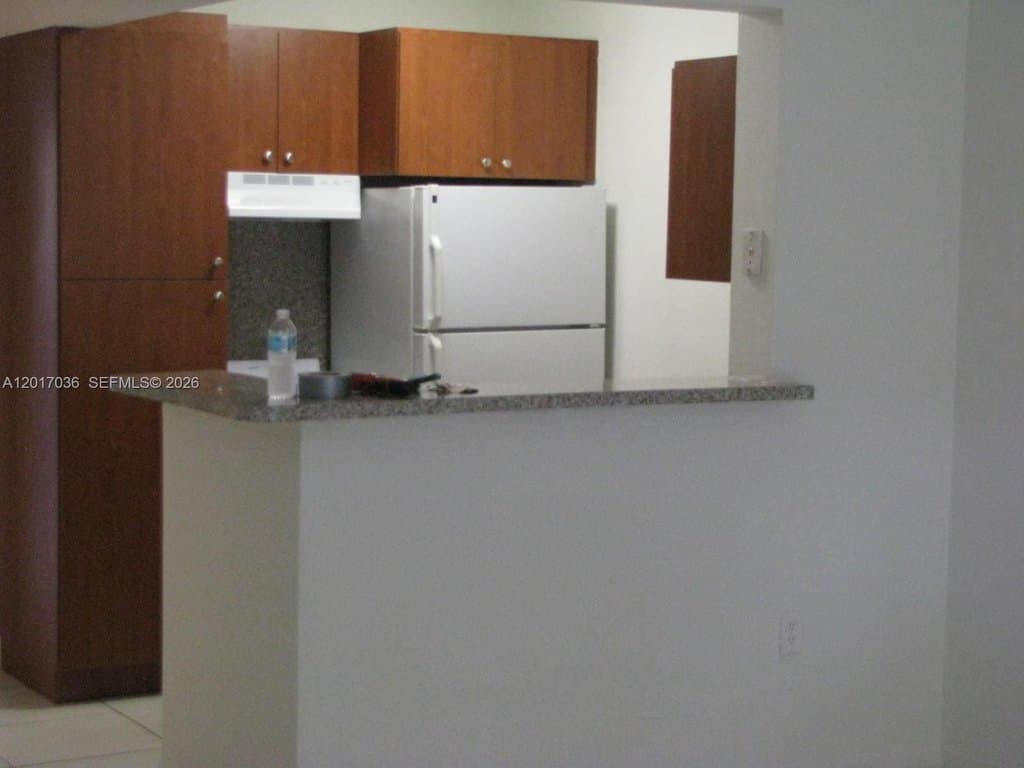10832 N Kendall Dr Unit U11