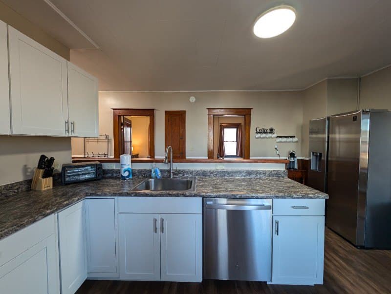 492 Burgess St Apt 1