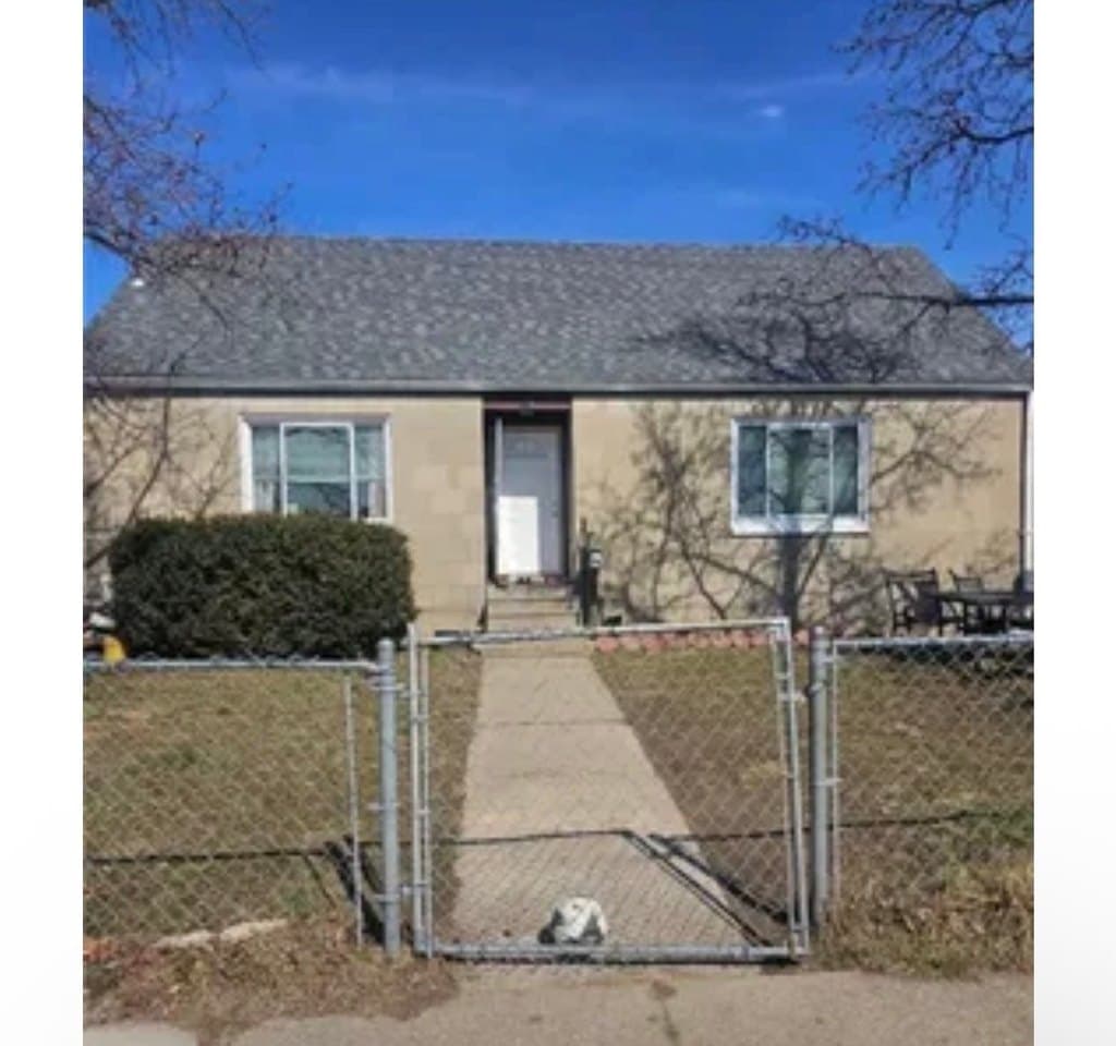 2119 Bellefontaine Ave