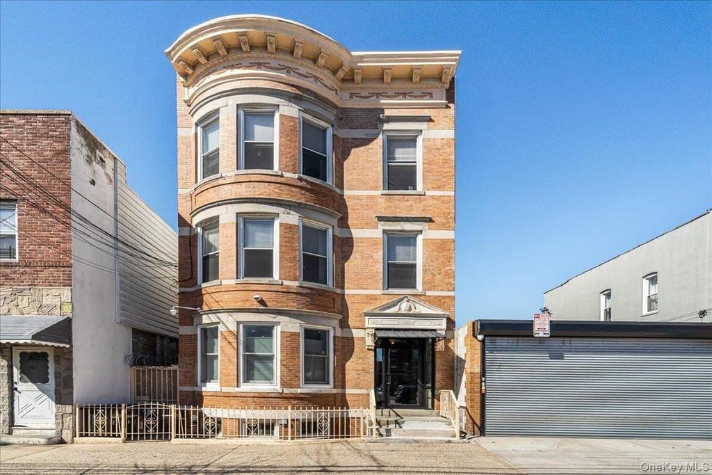 36-34 11th St Unit 2F