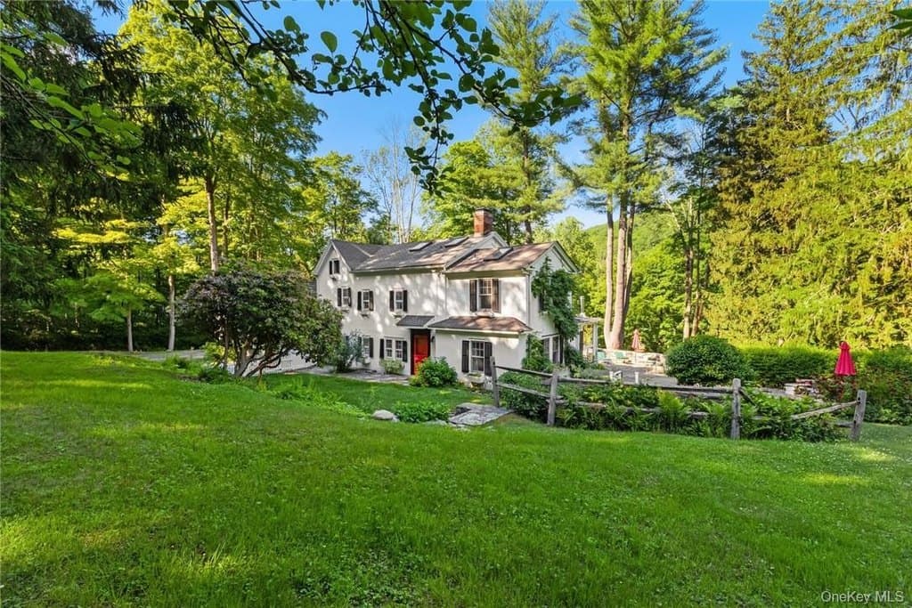 31 Kittredge Dr