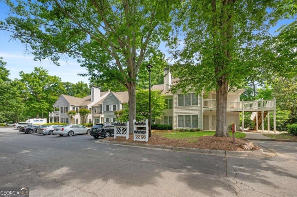 601 Abingdon Way