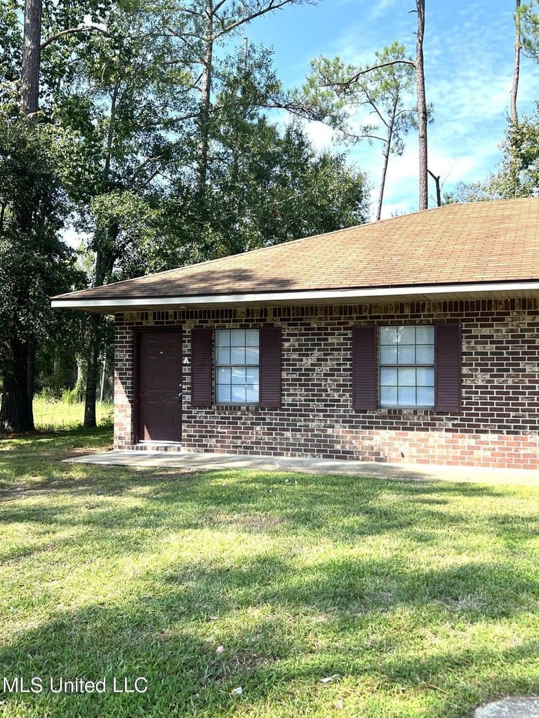 3401 54th Ave Apt B