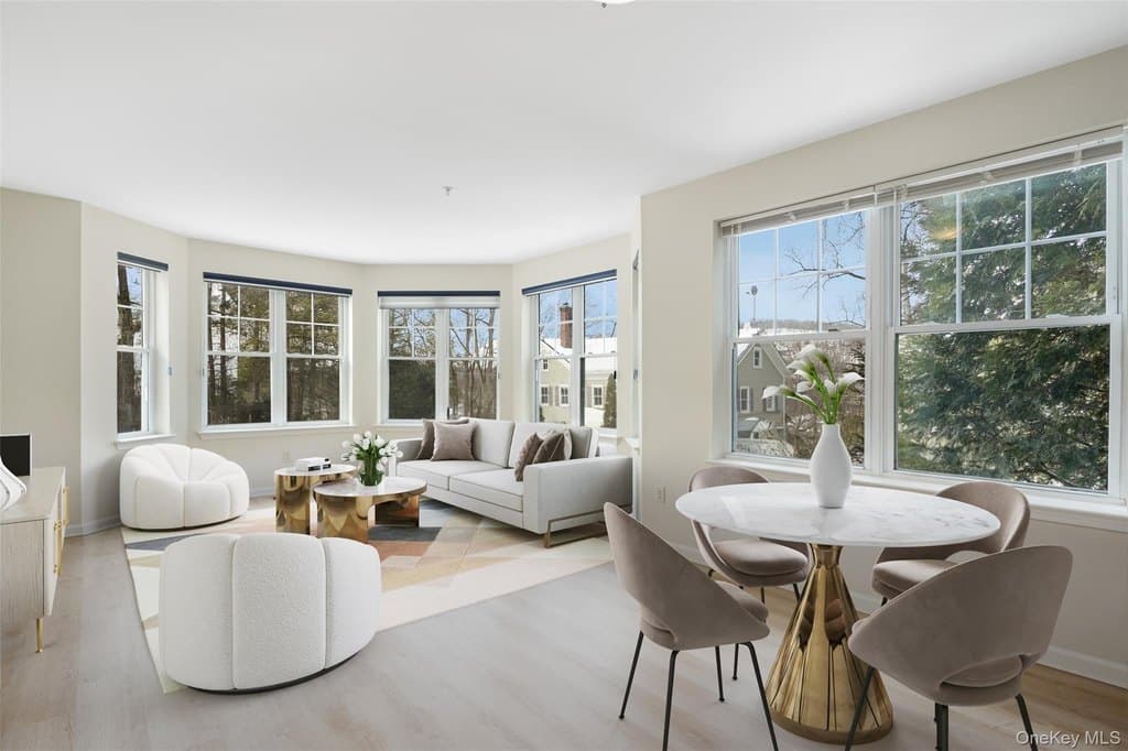 107 Sutton Dr Unit 107