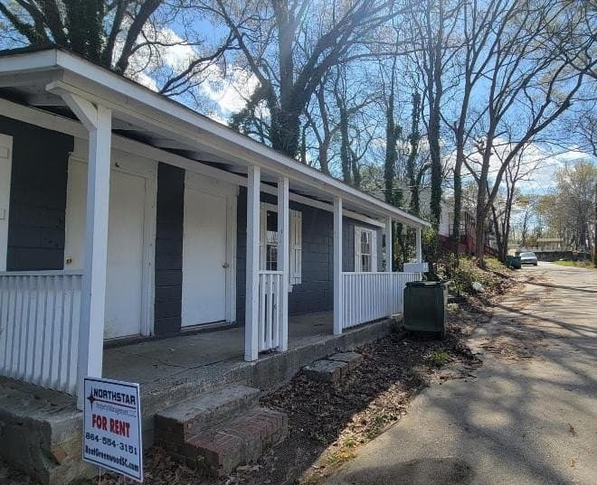 112 Tanyard Ave Apt B