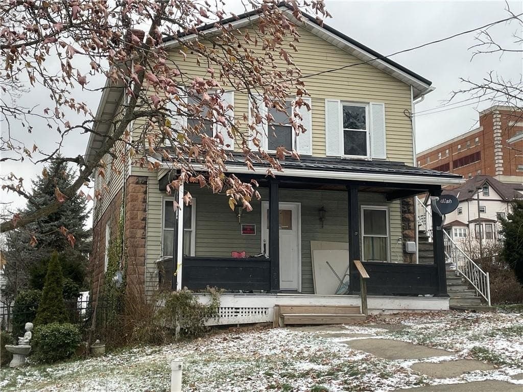187 E Katherine Ave