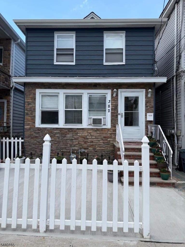 382 Lafayette Ave Unit 2
