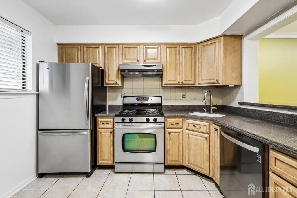 20 Palm Ct