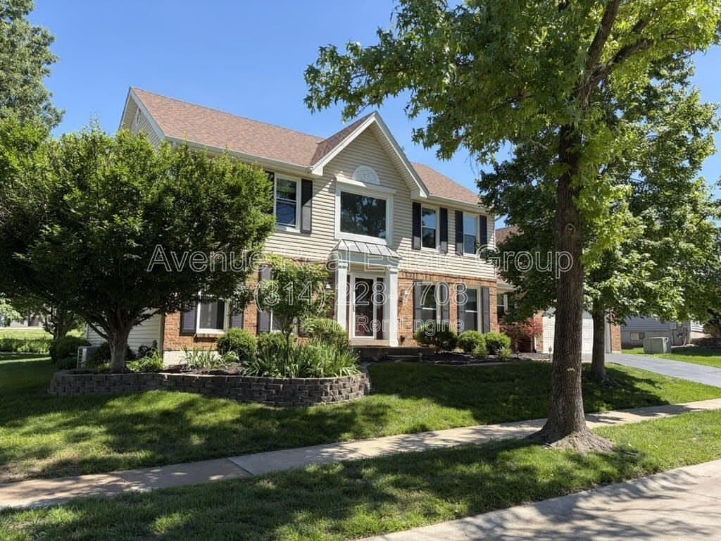 15812 Cedarmill Dr