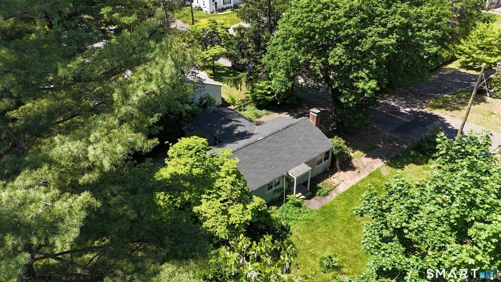 95 Riverside Dr