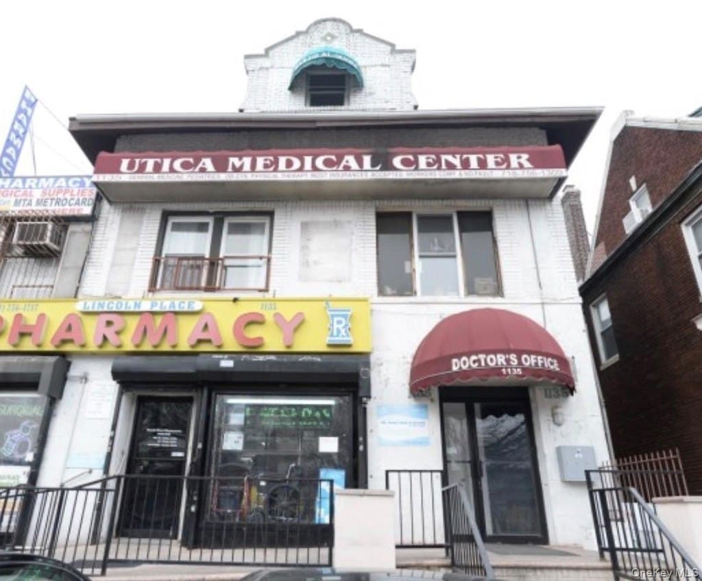 1135 Eastern Pkwy