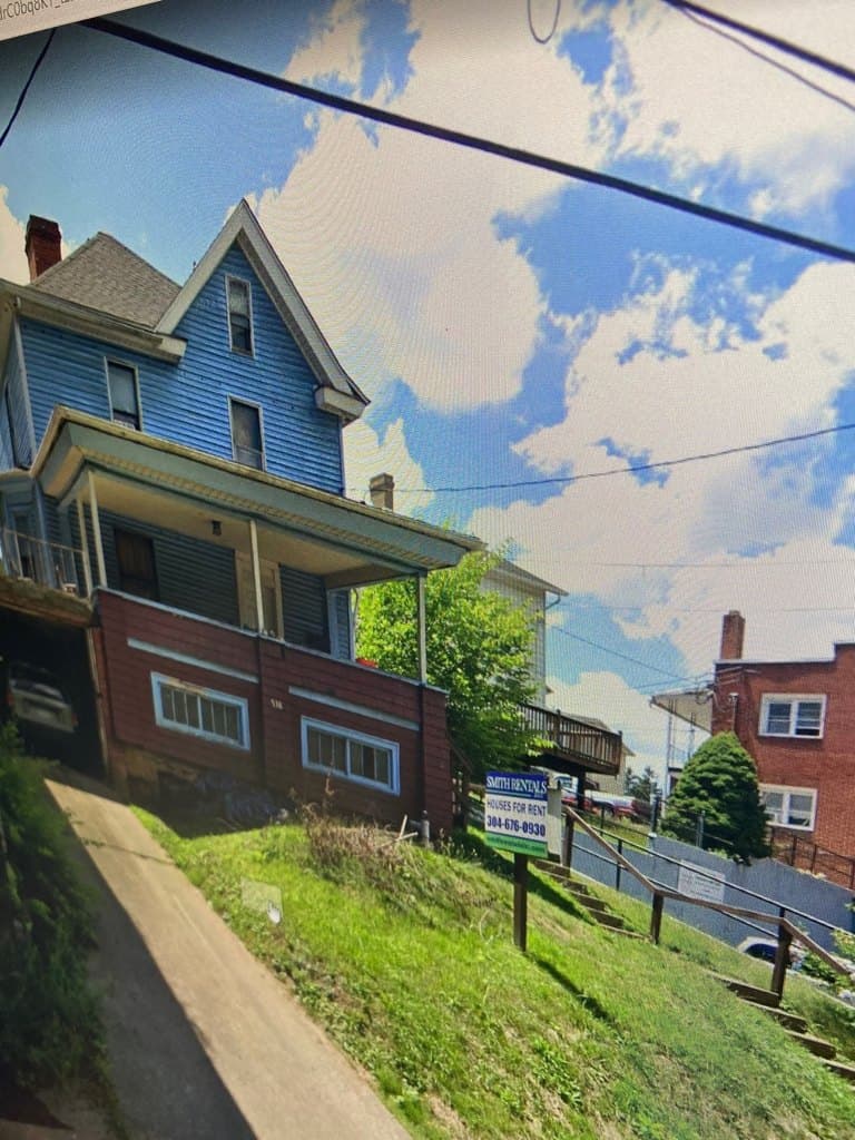 538 Brockway Ave