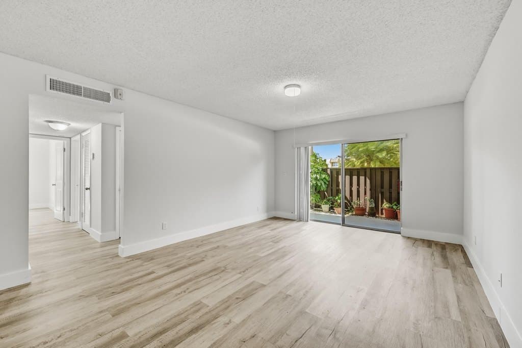 13730 SW 90th Ave Unit 15