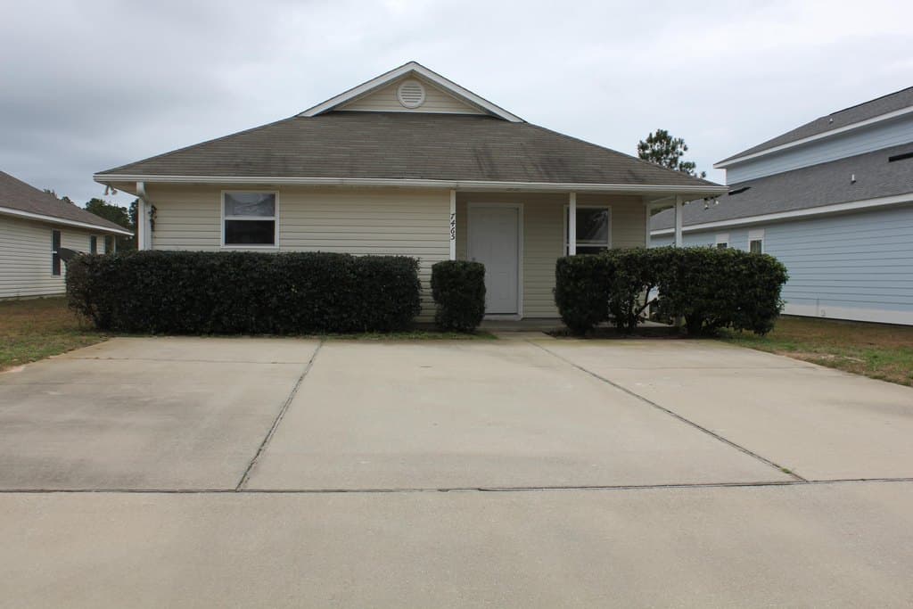 7465 Harvest Village Ct