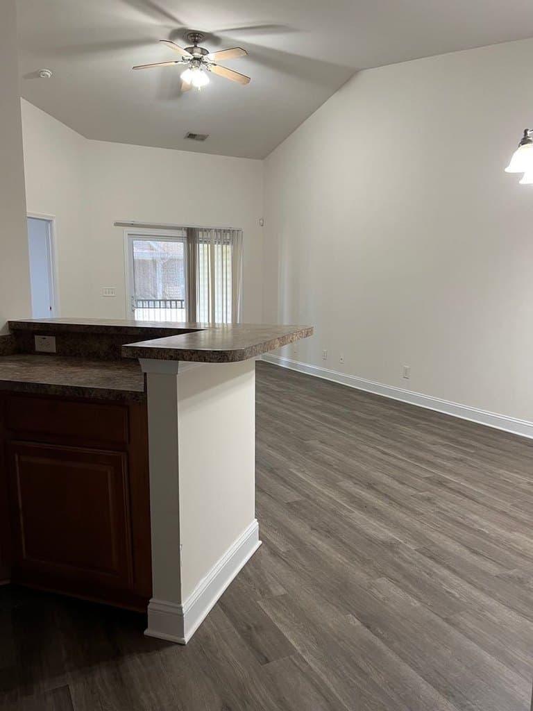 111 Portsmith Dr Unit 6