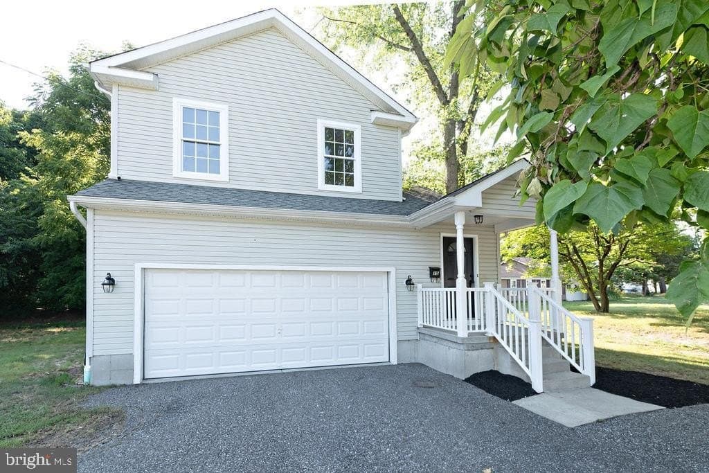15 S Academy St