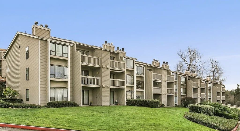 1301 S Puget Dr Apt A24