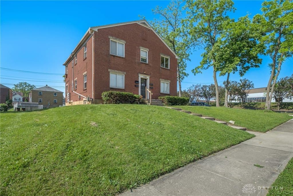 1588 Glenbeck Ave Unit C