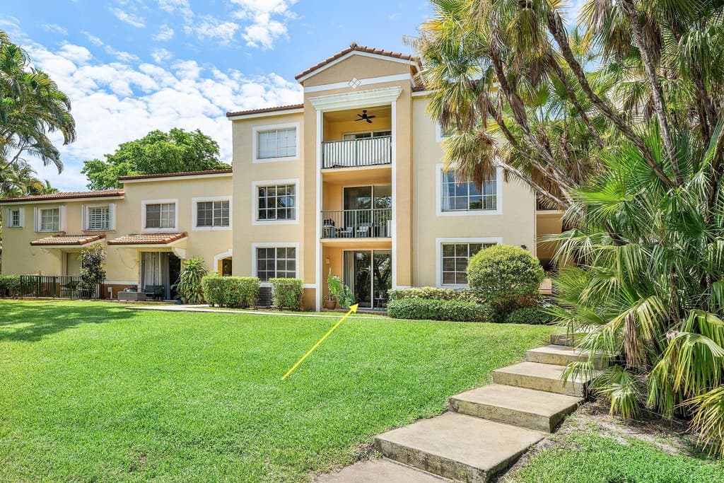 111 Yacht Club Way Apt 108