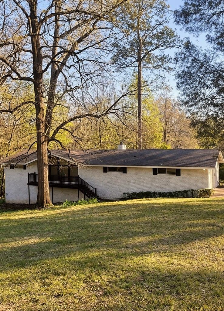323 Forest Glen Rd