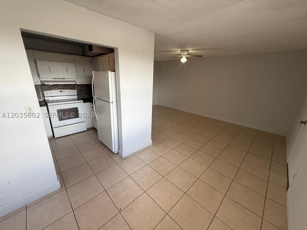 6675 W 4th Ave Apt 402