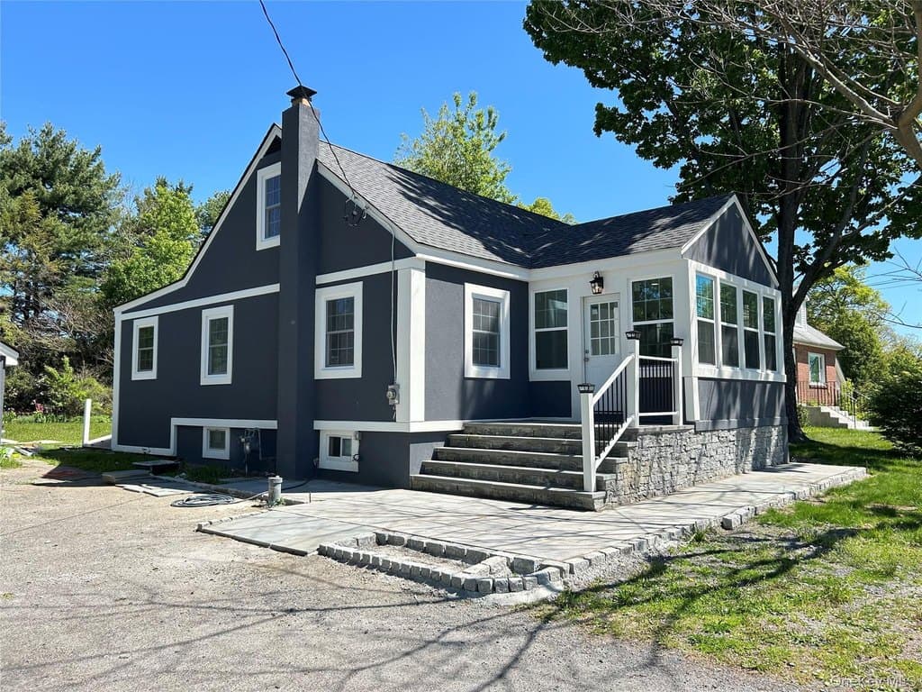 346 Meadow Ave