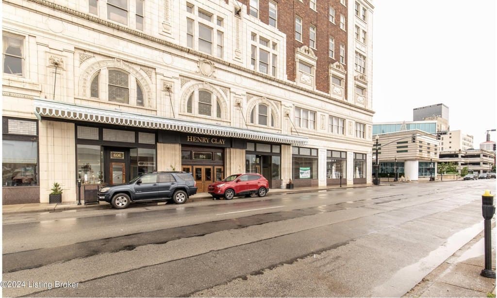 604 S 3rd St Unit 810