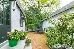 28 Vista Hill Rd