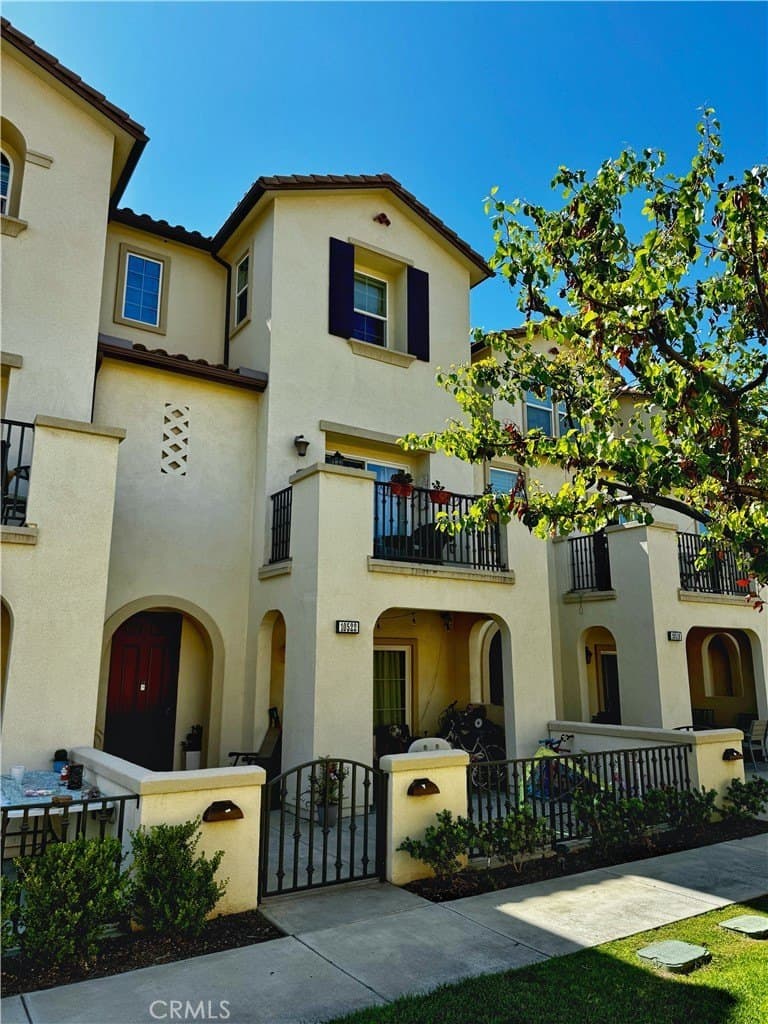 10522 Poinsettia Ln