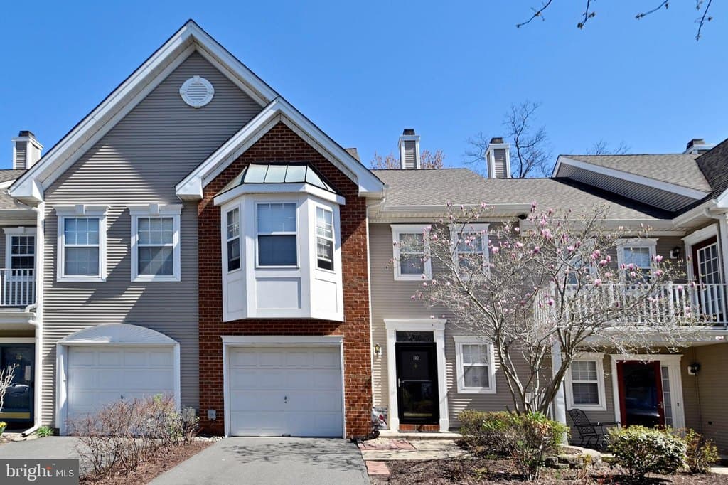 110 Treymore Ct