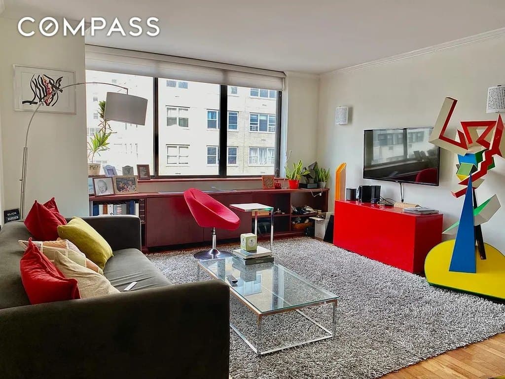 330 E 75th St Apt 11L