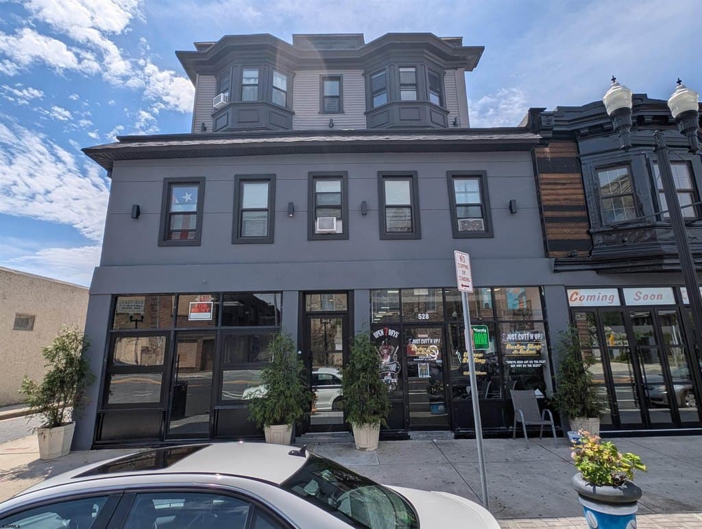 526 Atlantic Ave Unit 3