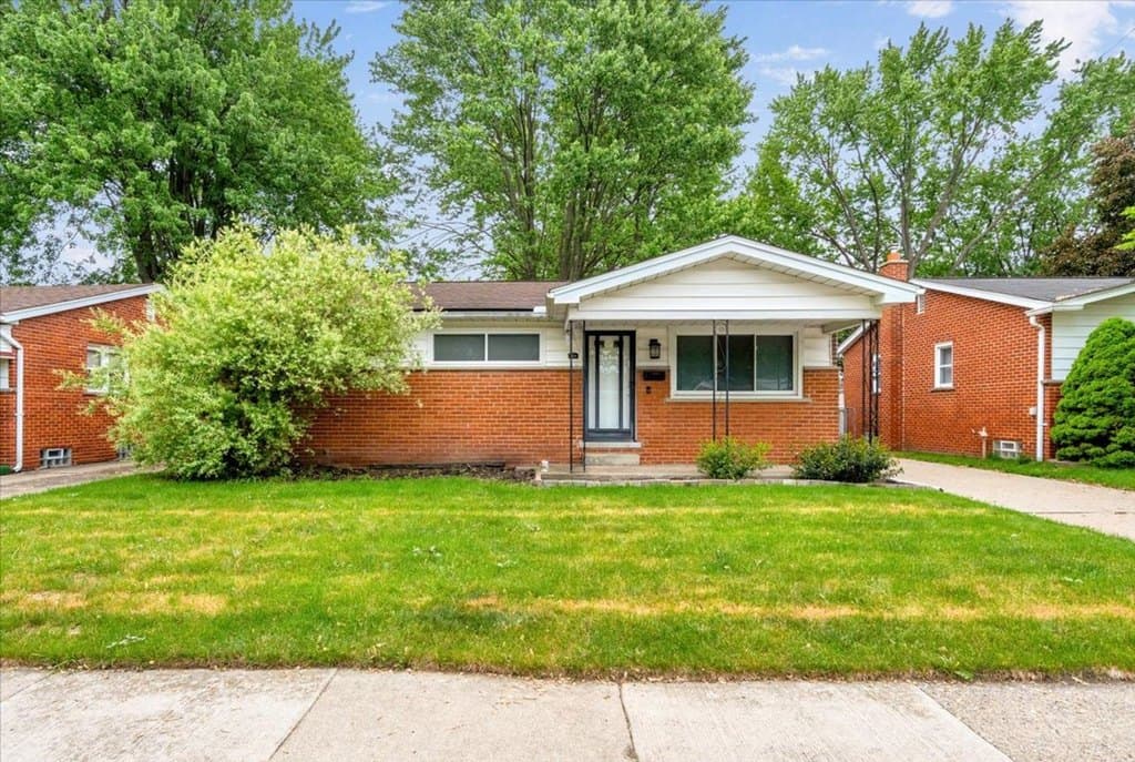 1554 Cynthia Ave
