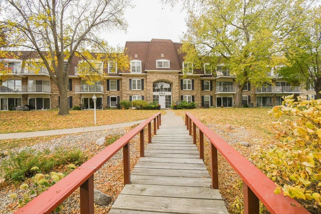 2904 W 33rd St Apt 323