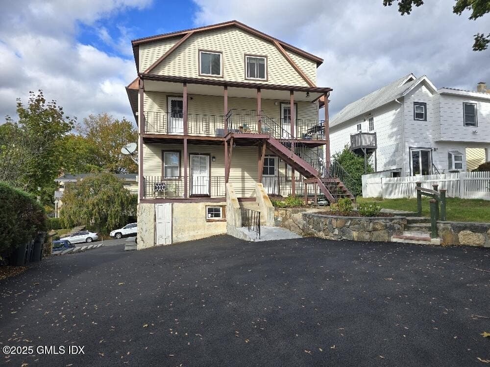 144 Pine St Apt D