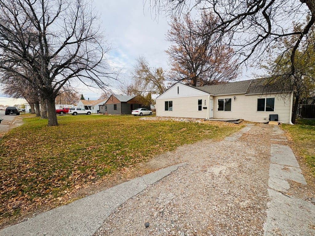 4623 Bruce Ave