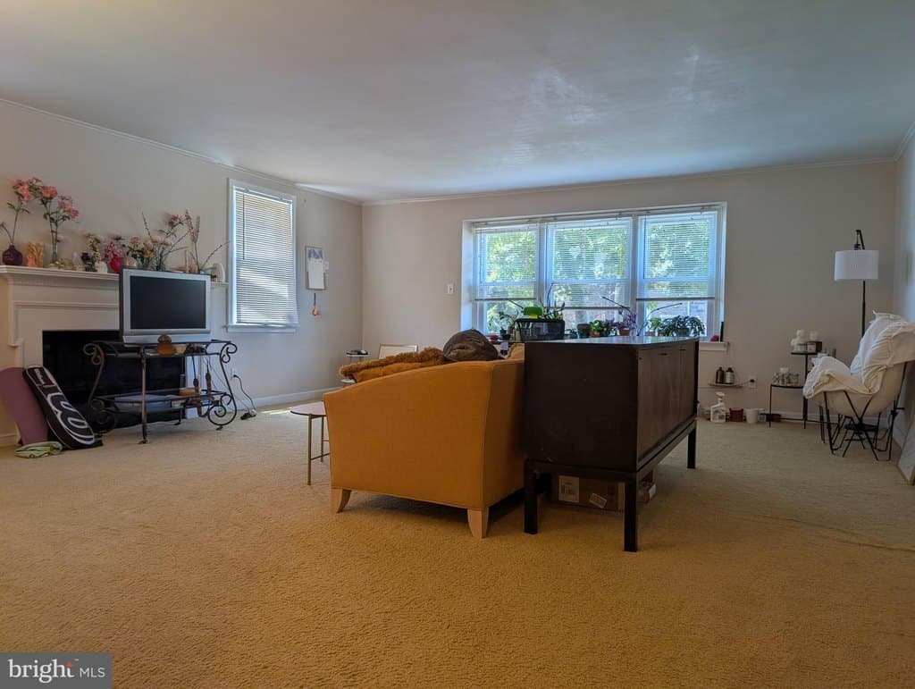2433 N 50th St Unit 1ST