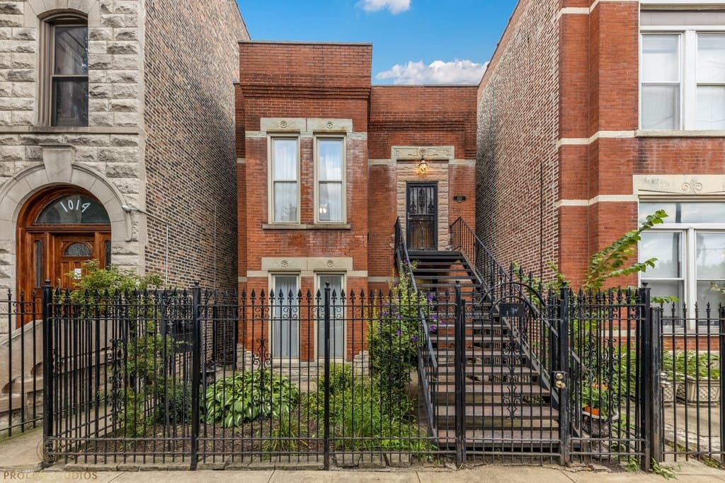 1012 S Oakley Blvd Unit 1