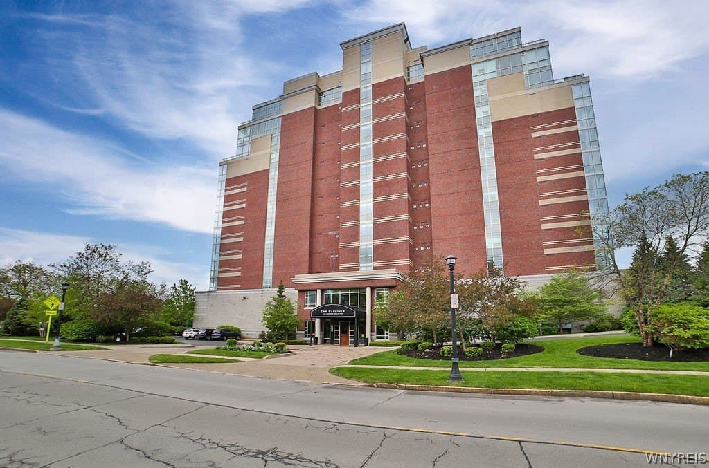 132 Lakefront Blvd Unit 204