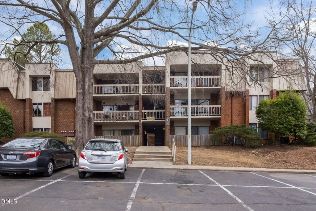 500 Umstead Dr Apt C303