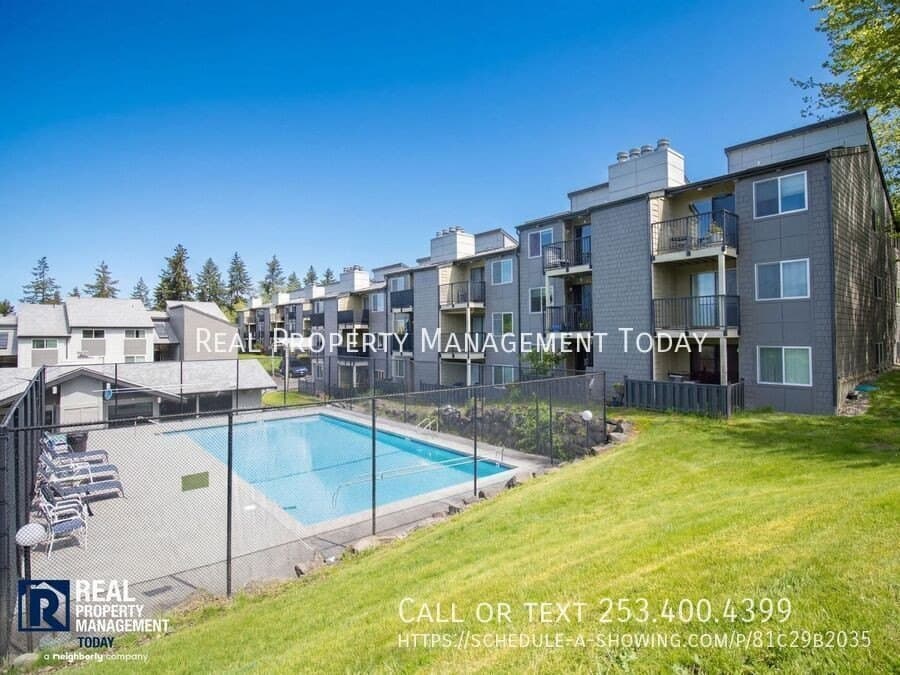 2020 Grant Ave S Apt M103