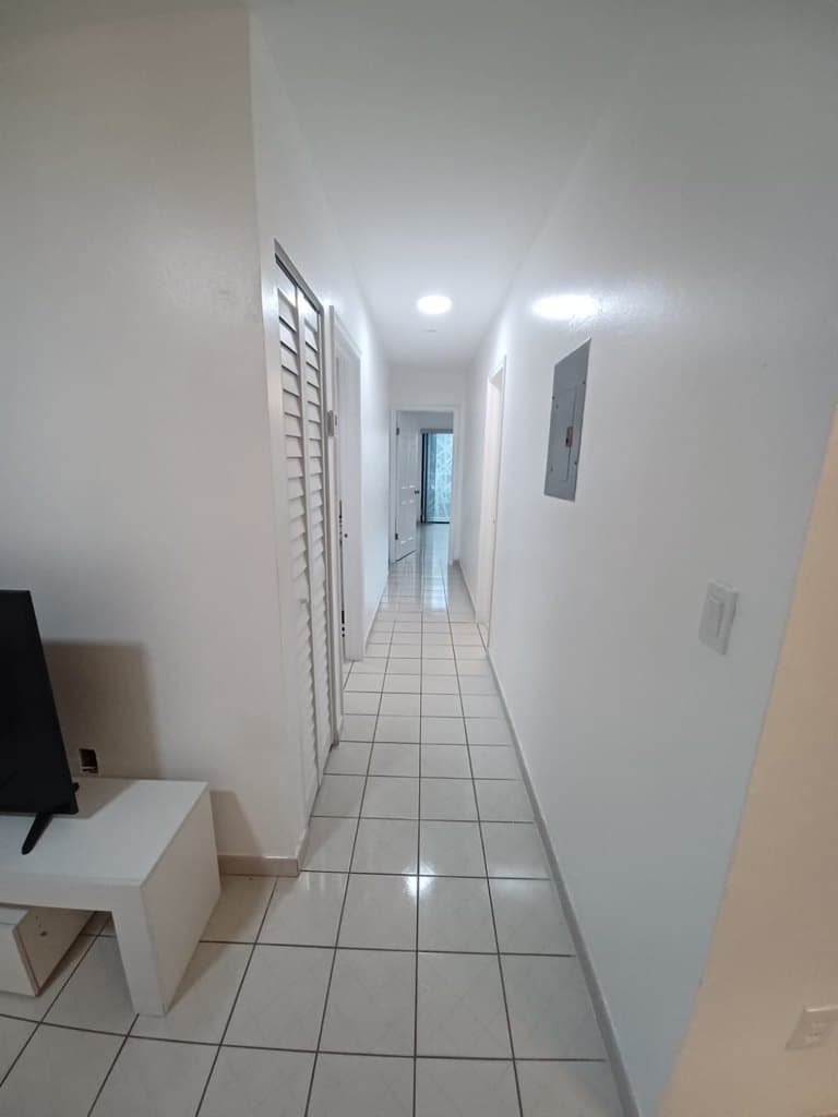 5930 W 25th Ct Apt 201